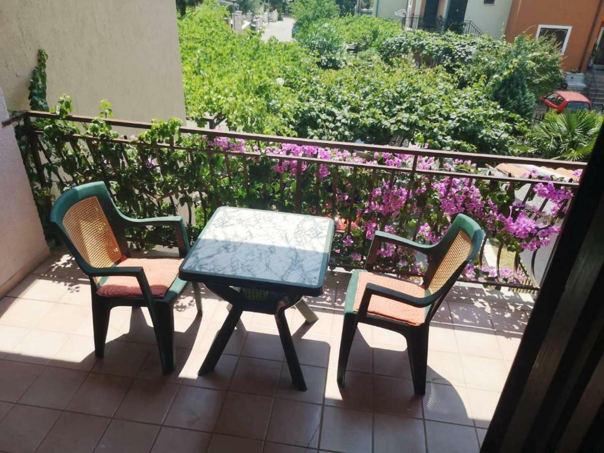 Apartment Anda โรวีน ภายนอก รูปภาพ